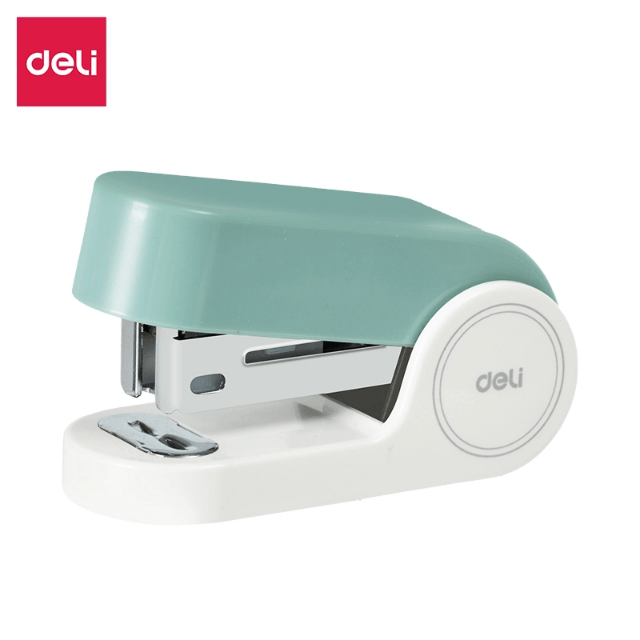Deli K203 Set mini engrapadora verde y grapas caja c/12 sets